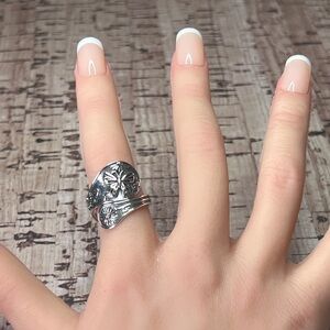 Elegant Silver Floral Butterfly Ring